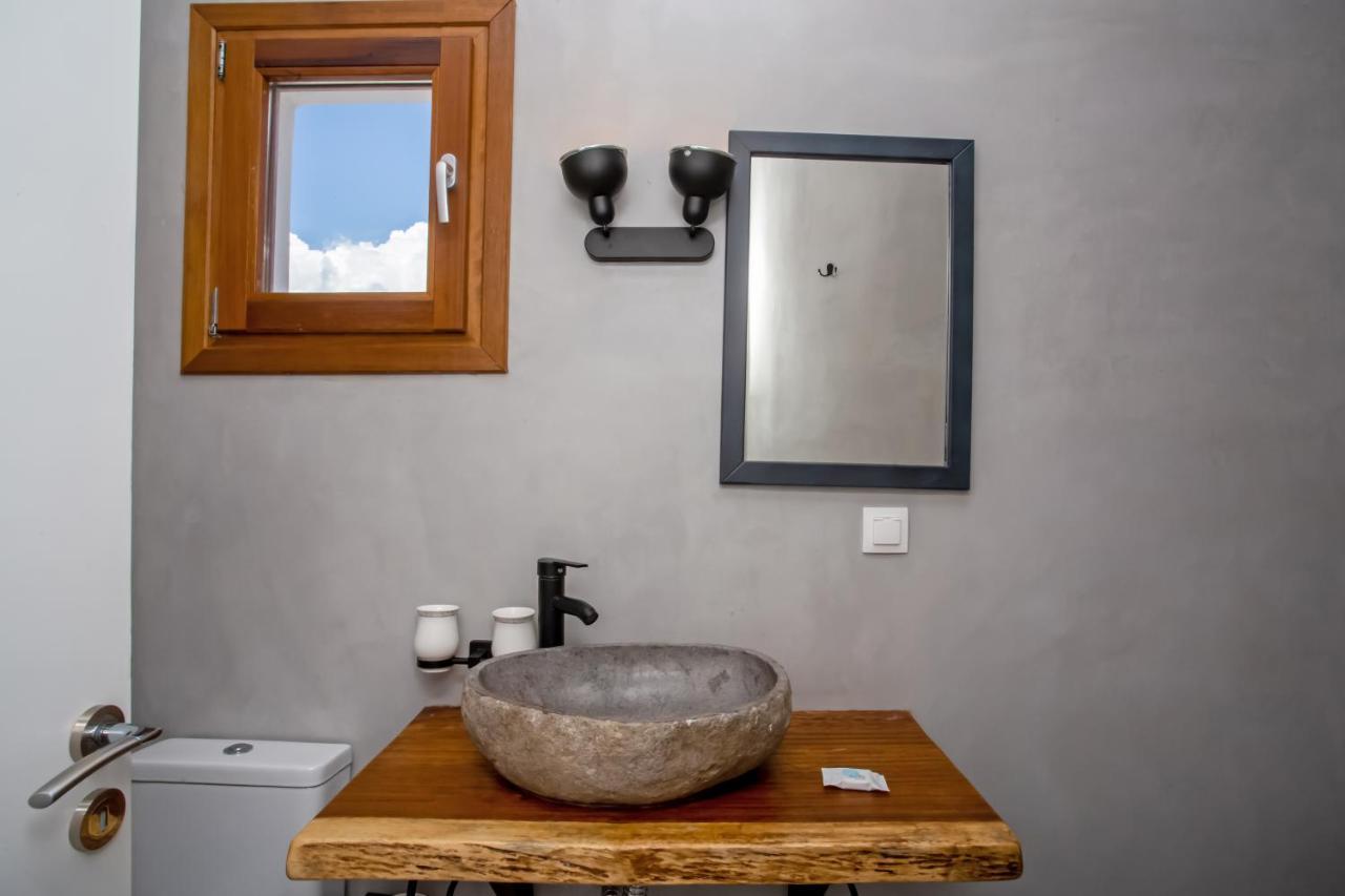 Terra White Seaview Pool Apartments & Suites Mykonos Town Екстер'єр фото