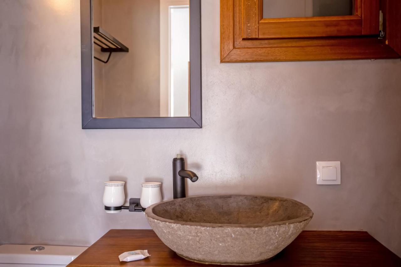 Terra White Seaview Pool Apartments & Suites Mykonos Town Екстер'єр фото