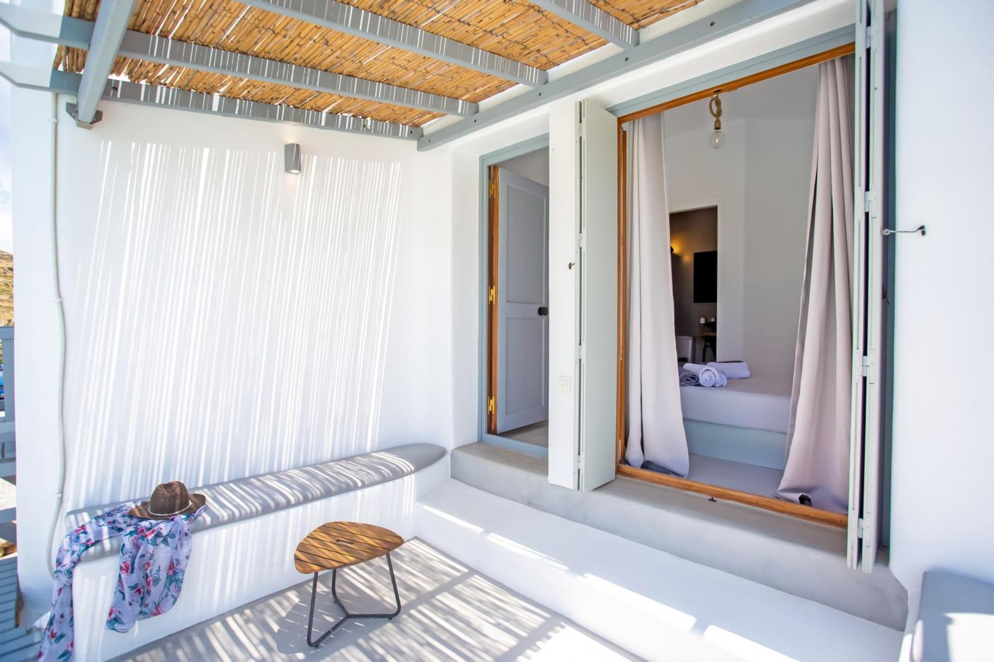 Terra White Seaview Pool Apartments & Suites Mykonos Town Екстер'єр фото
