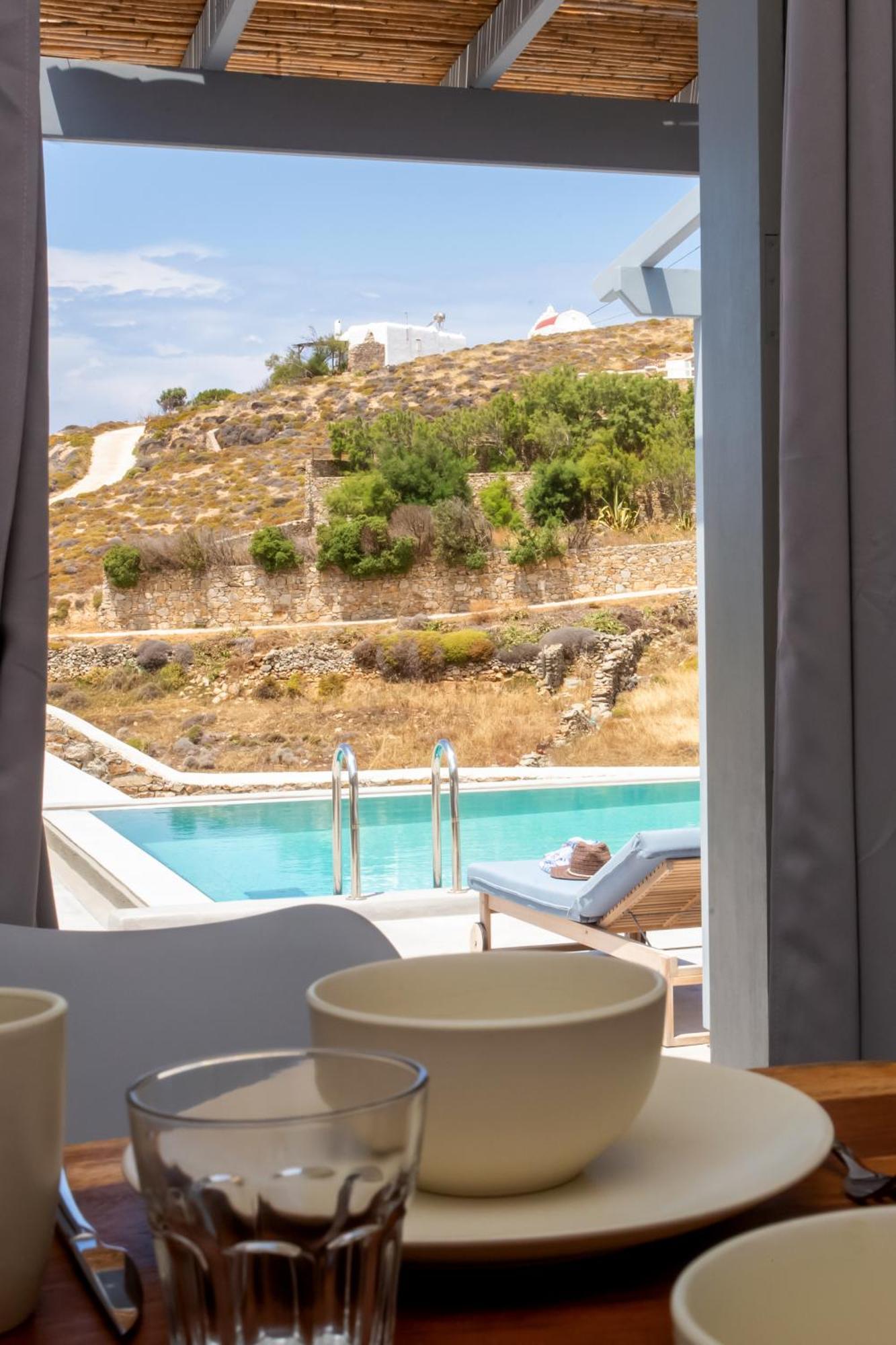 Terra White Seaview Pool Apartments & Suites Mykonos Town Екстер'єр фото