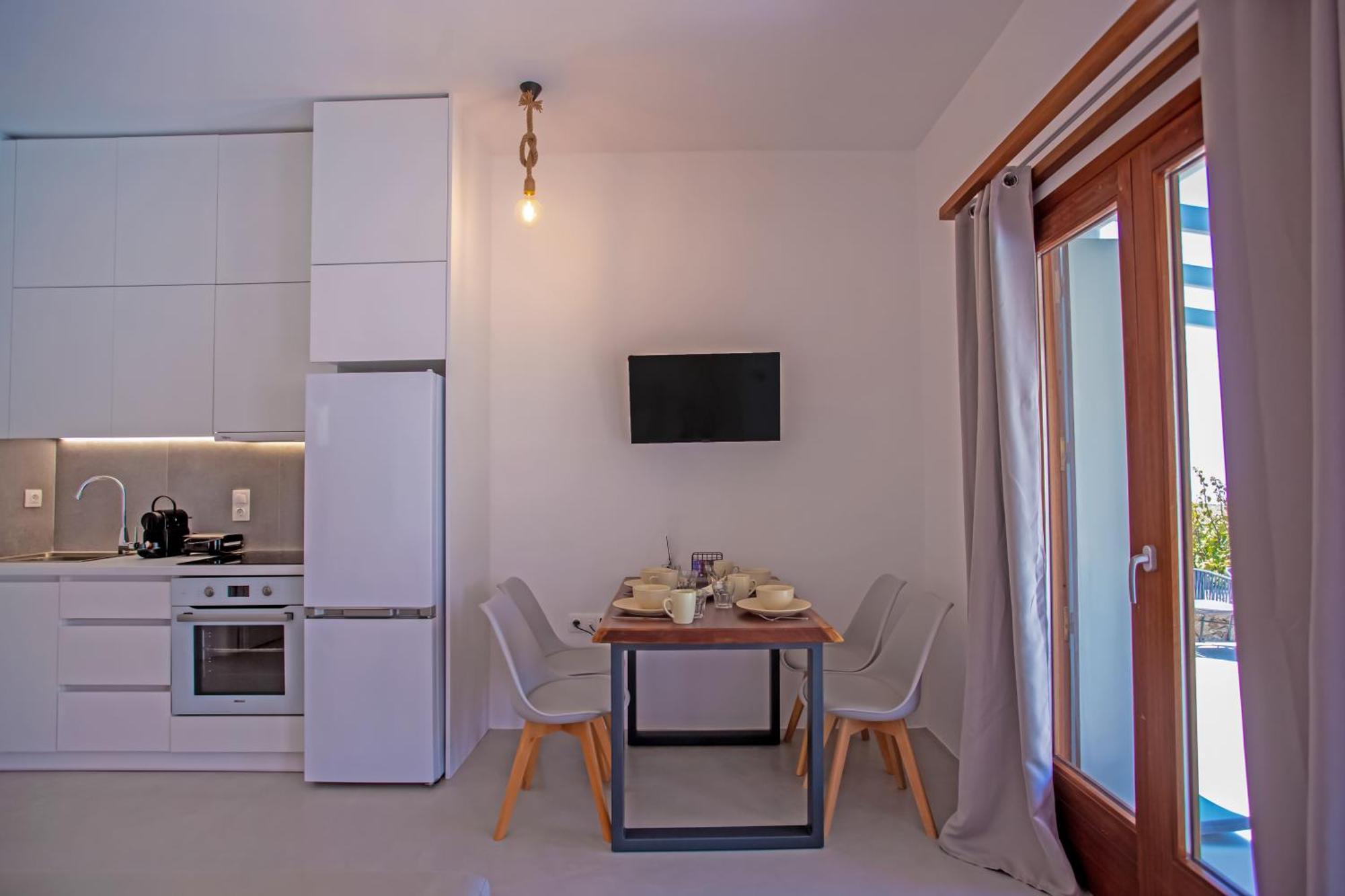 Terra White Seaview Pool Apartments & Suites Mykonos Town Екстер'єр фото