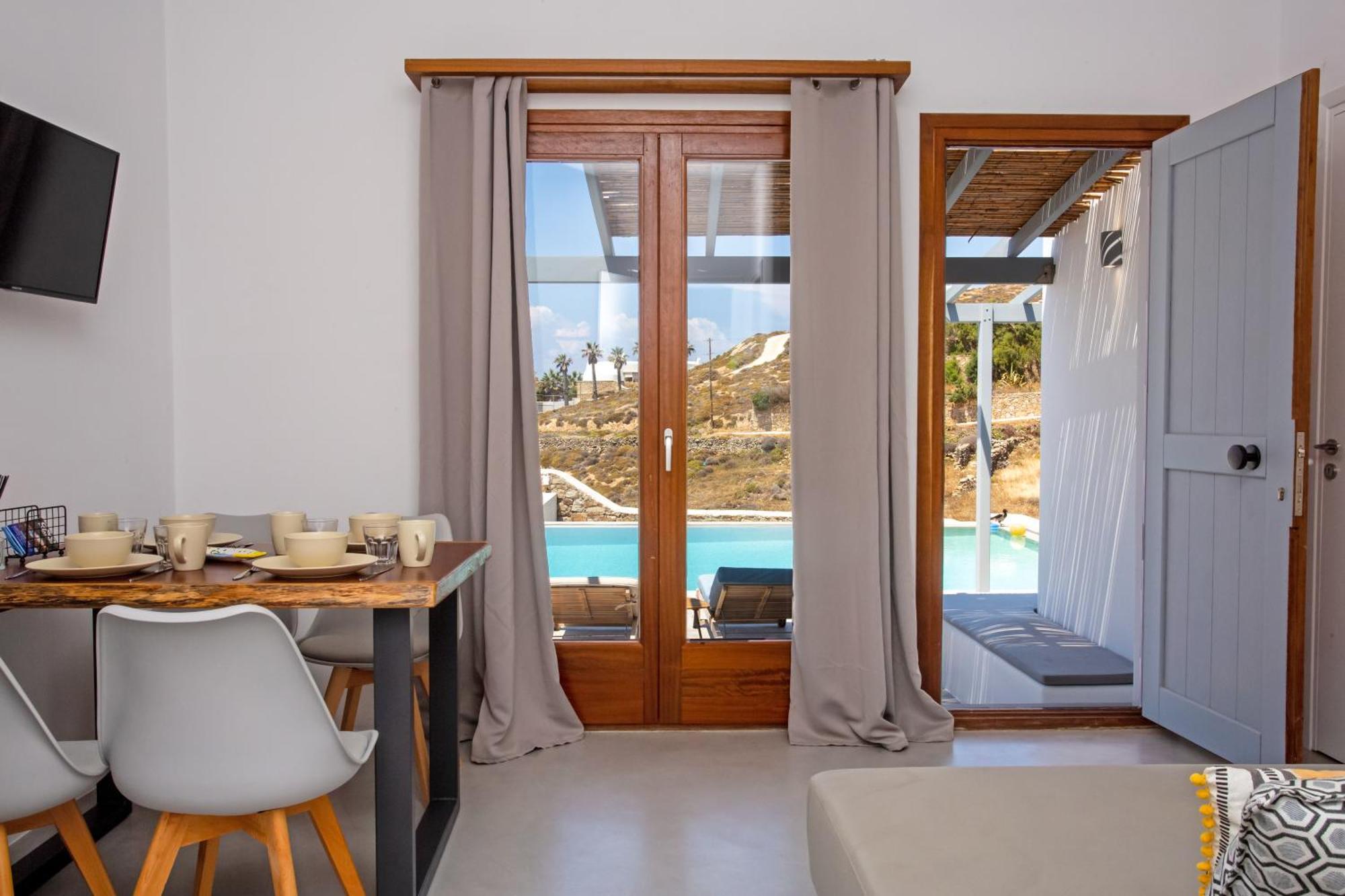 Terra White Seaview Pool Apartments & Suites Mykonos Town Екстер'єр фото